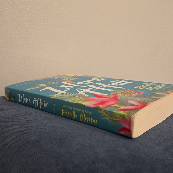 Island Affair by Priscilla Olivers - Picture 3 of 3